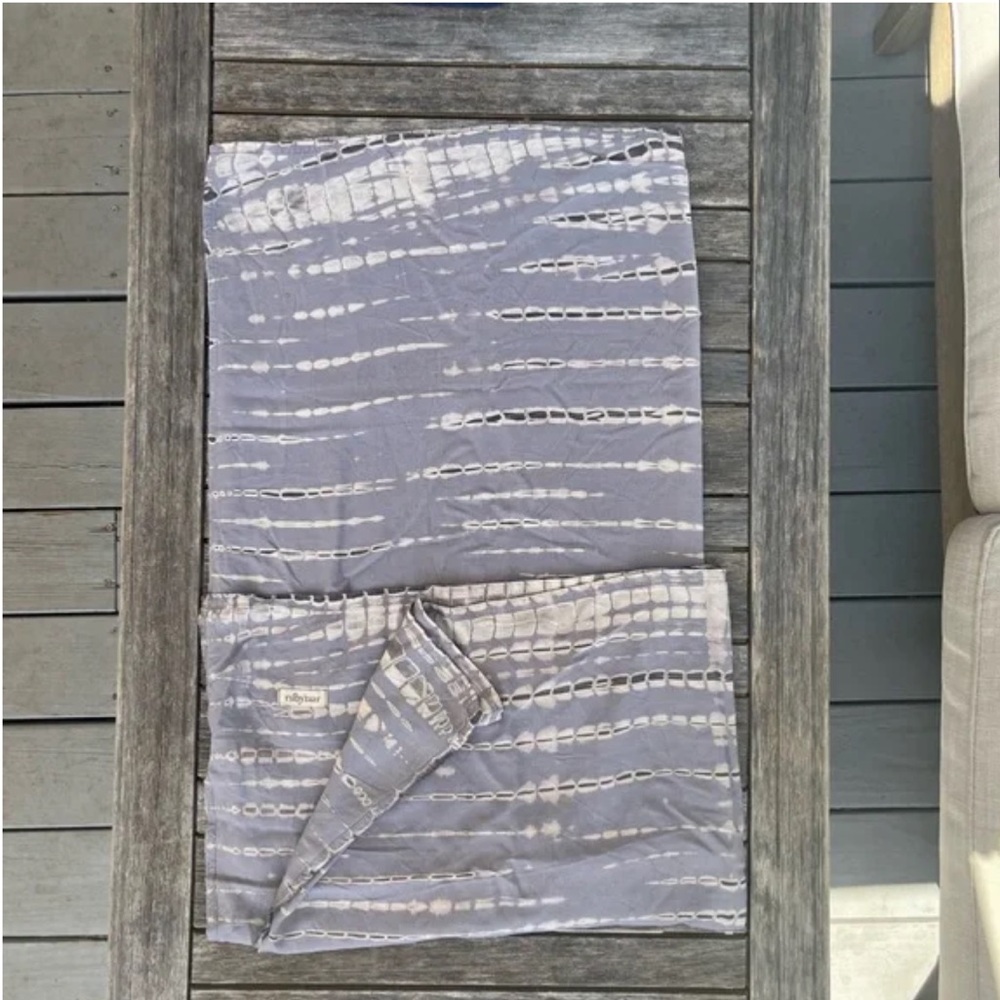 Maui Boutique Sarong - image 1